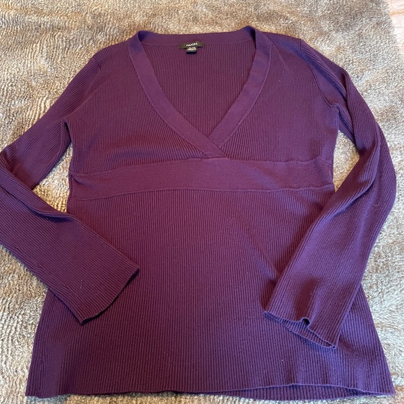 5 for $15. Cute purple soft lightweight sweater - Picture 1 of 4